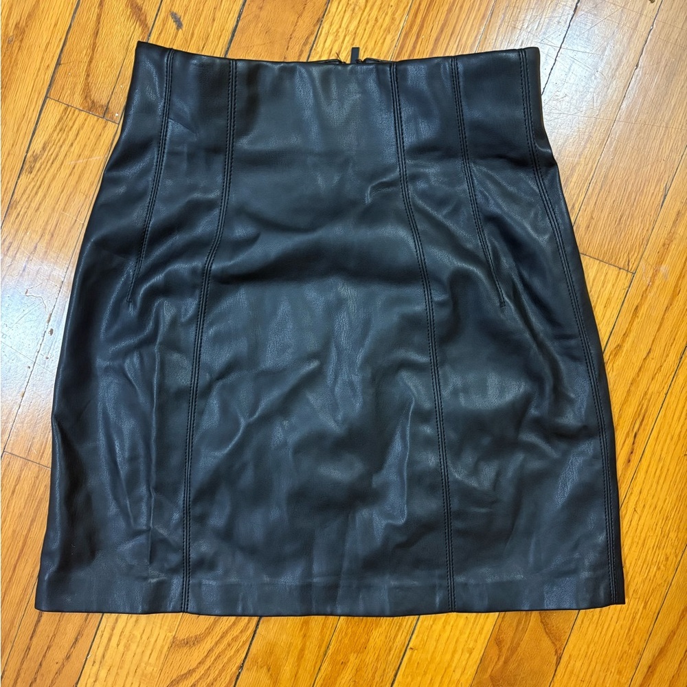 Zara Black Leather Pencil Skirt